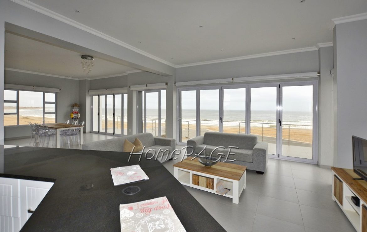 Ext 10, Henties Bay 4 Bedr Beach Home is for Sale Real Estate Namibia