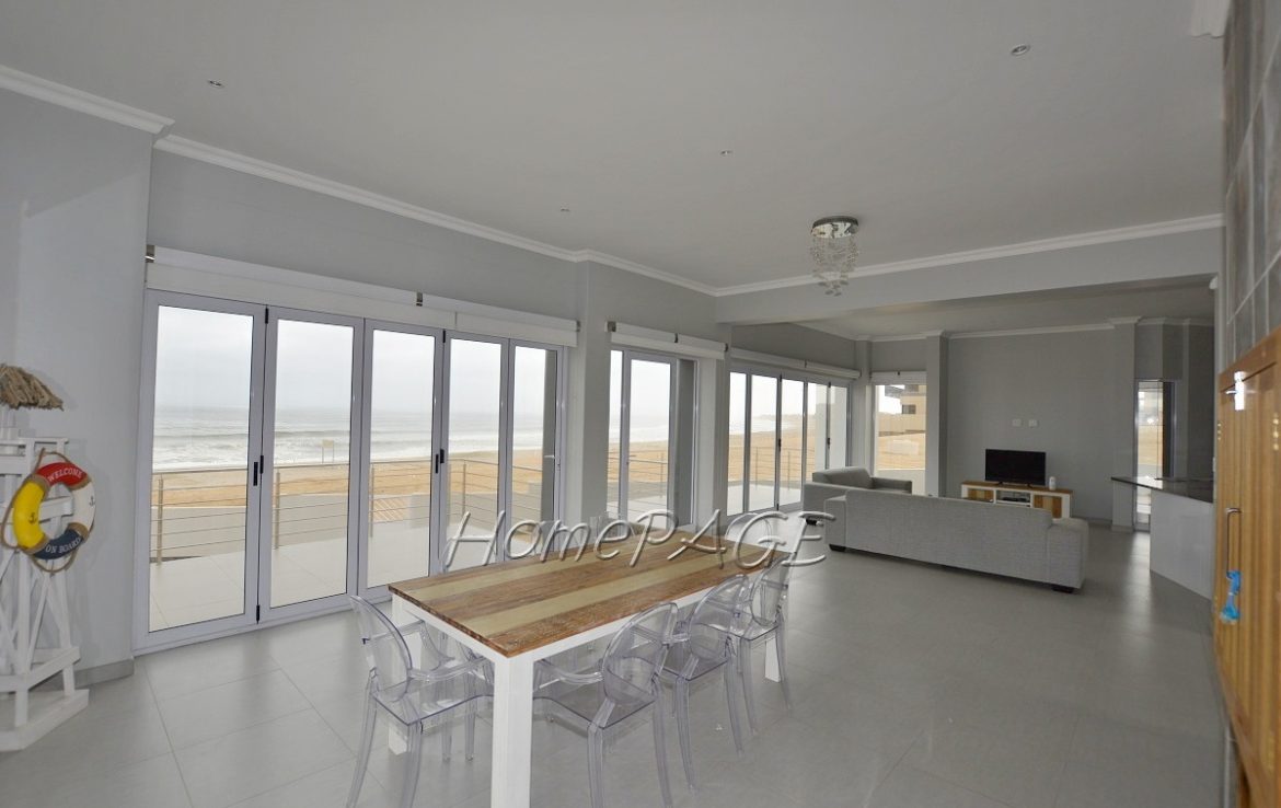 Ext 10, Henties Bay 4 Bedr Beach Home is for Sale Real Estate Namibia