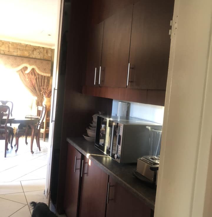 Lovely Family home for sale in Dorado Valley Real Estate Namibia